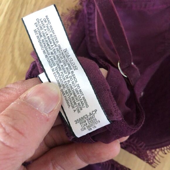 Victoria's Secret Bra 34C Dream Angels Lined Demi Lace Rhinestone Wine Underwire - Picture 8 of 9